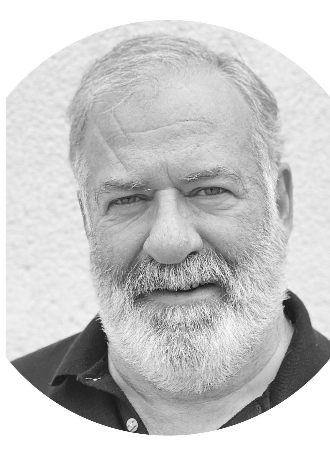 Headshot of Fergal Dearle